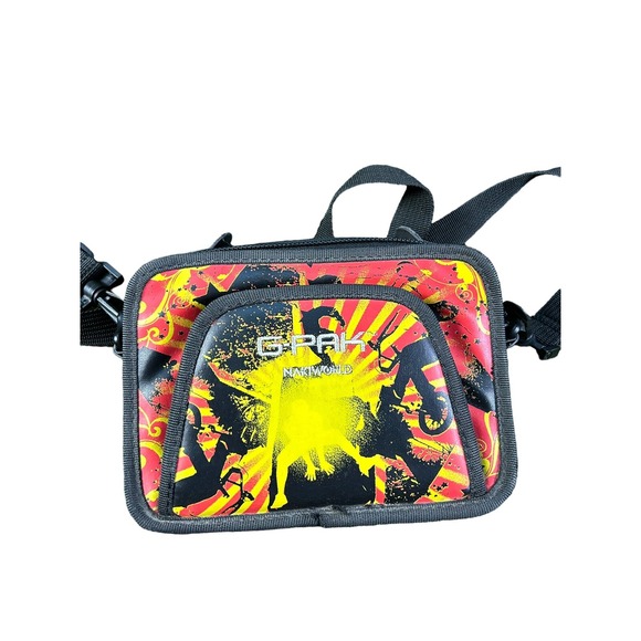 Nintendo Nakiworld G-Pak DSi Carrying Case Red Yellow Black - Picture 3 of 7